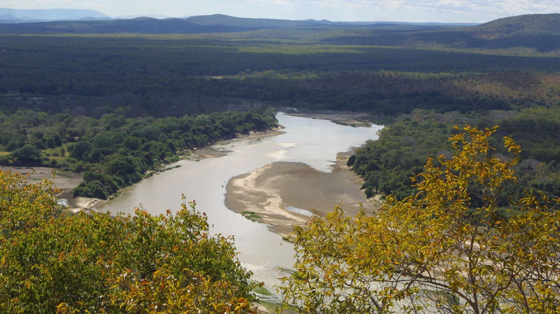 zambia-cancels-plans-to-dam-the-luangwa-one-of-africa-s-longest-free