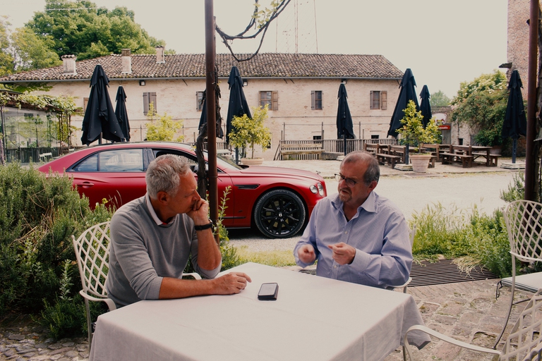 Bentley, auto, ibrida