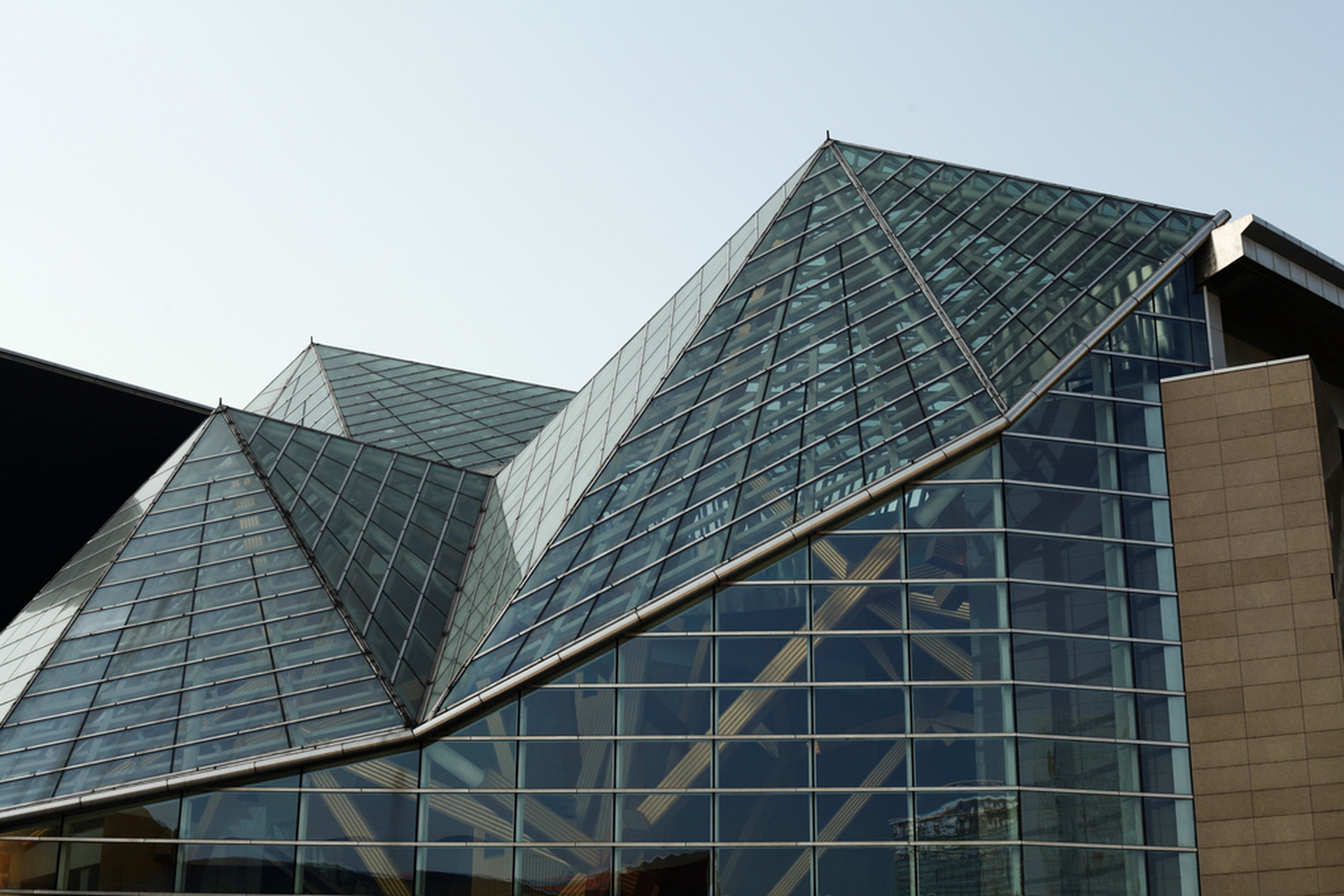 Shenzhen cultural center di Arata Isozaki