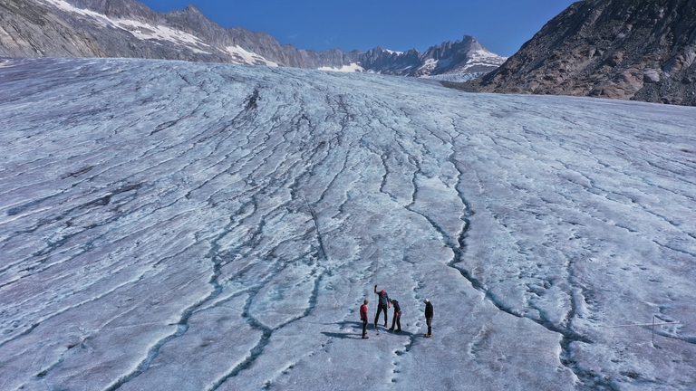 Gli impatti dei cambiamenti climatici sui ghiacciai alpini in Svizzera