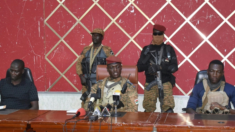 L'autore del nuovo colpo di stato nel Burkina Faso, Ibrahim Traoré