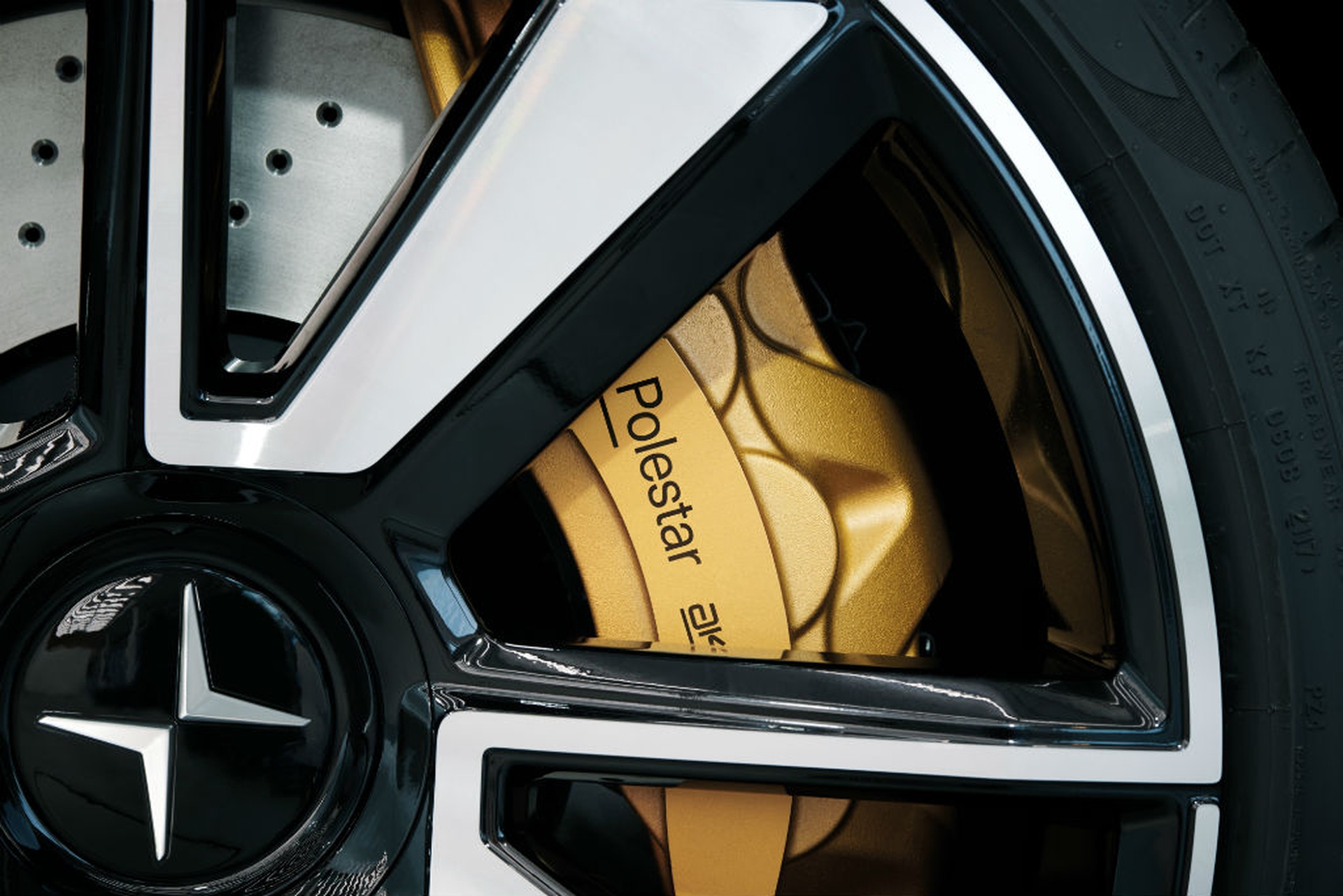 Polestar1 freni intelligenti