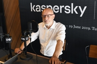 Brian Eno lancia la sua nuova radio