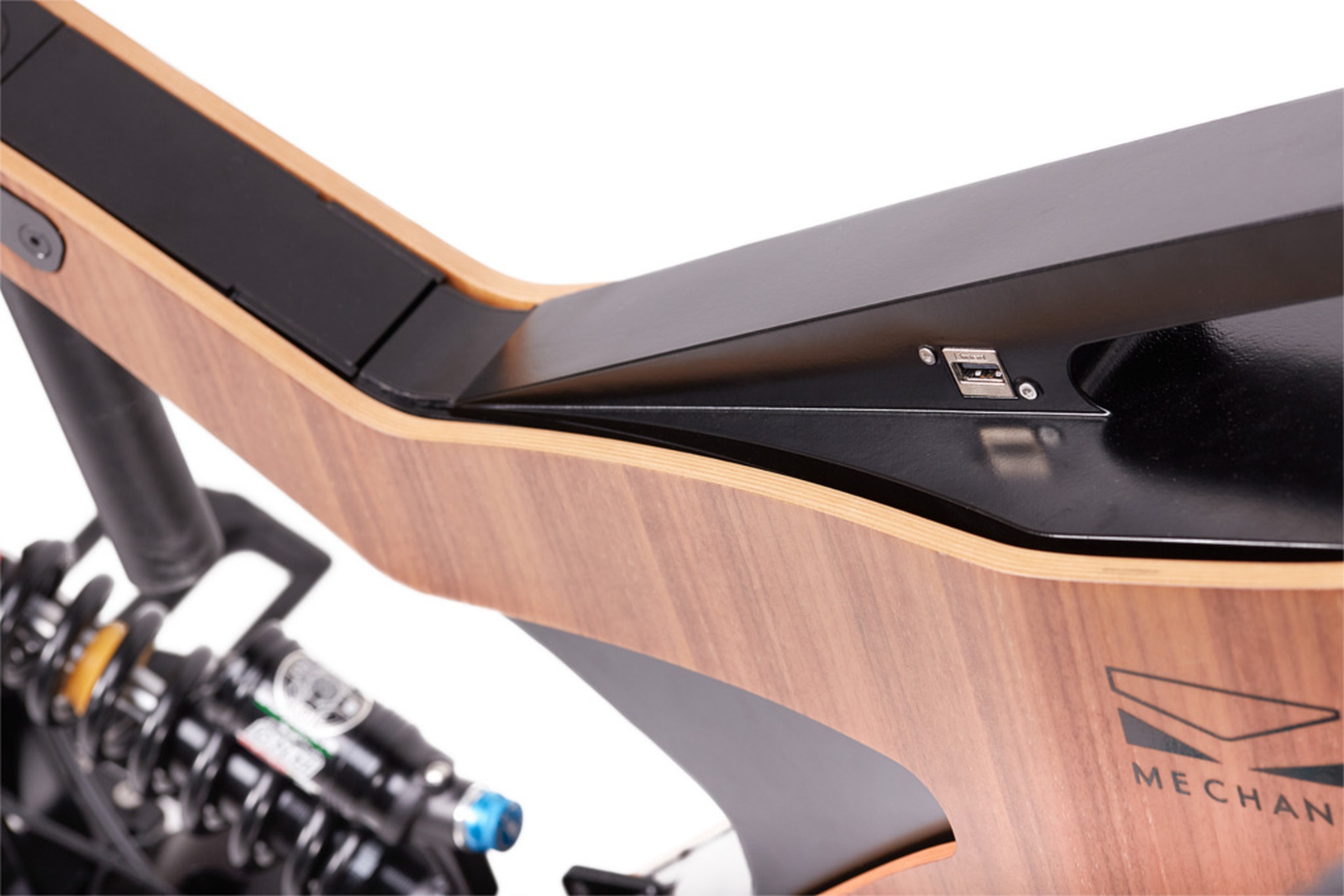 L'ebike Ermes ha la ricarica Usb