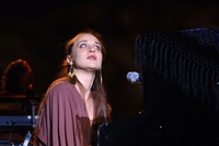 Fiona Apple dona le royalties di Criminal ai richiedenti asilo negli Stati Uniti