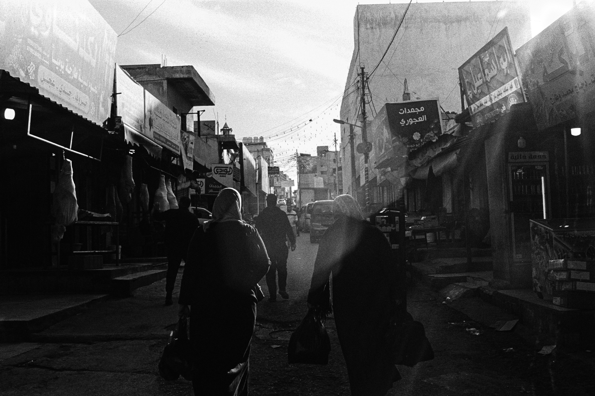 Il limbo dei palestinesi nei campi profughi in Giordania