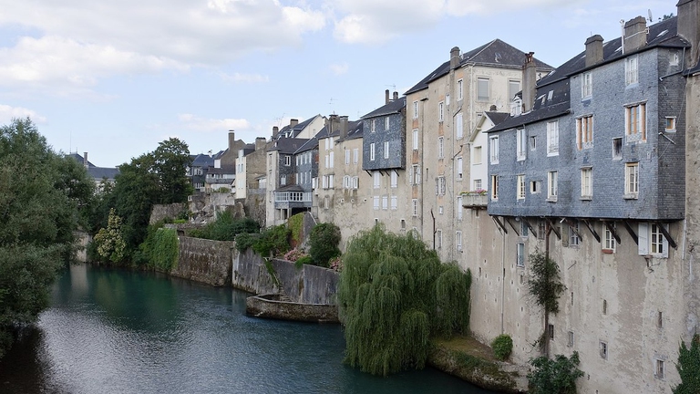 Il comune di Oloron-Sainte-Marie in Francia, nel quale il 16 febbraio 2020 la temperatura ha raggiunto i 28,1 gradi centigradi © Myrabella/Wikimedia Commons/CC BY-SA 3.0 & GFDL