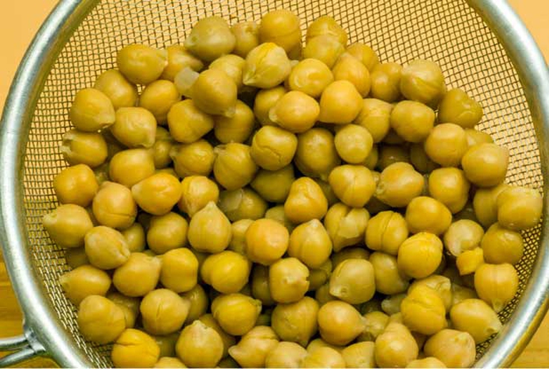 cooked chickpeas