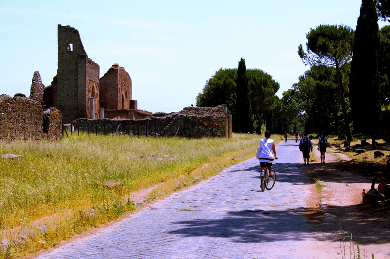 appia antica bici 