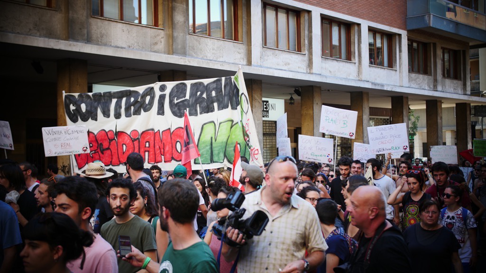Corteo contro il G7 Ambiente di Bologna
