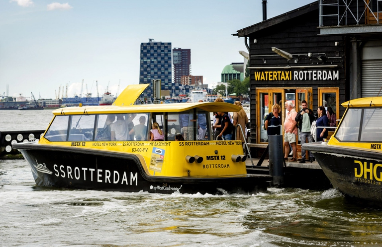 Watertaxi a Rotterdam