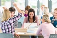 Peer learning o educazione tra pari: cos’è e come funziona