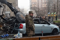 Guerra in Ucraina: un elicottero cade su un asilo, morti il ministro dell’Interno e altre 14 persone