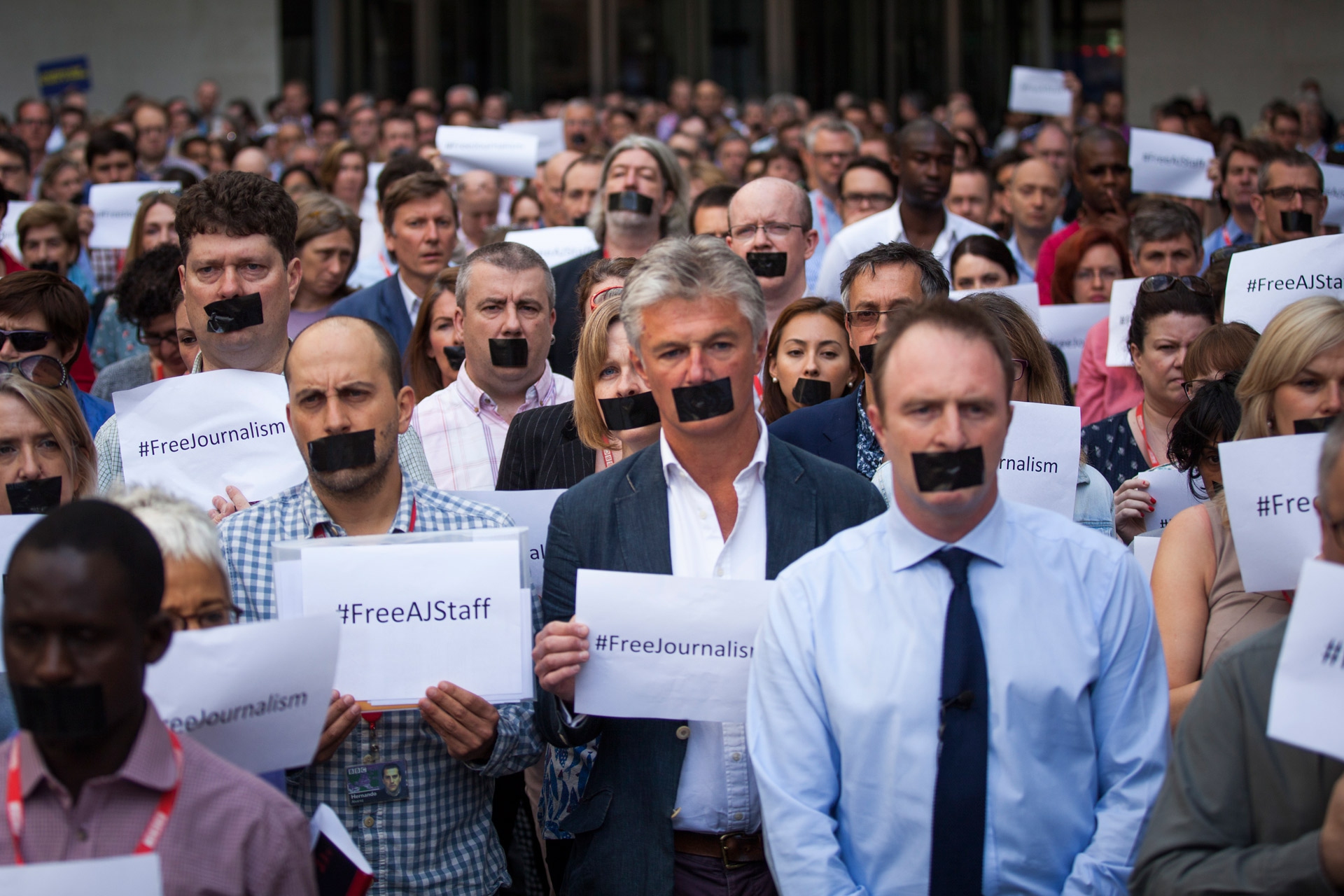 I giornalisti della Bbc si mettono il bavaglio, davvero