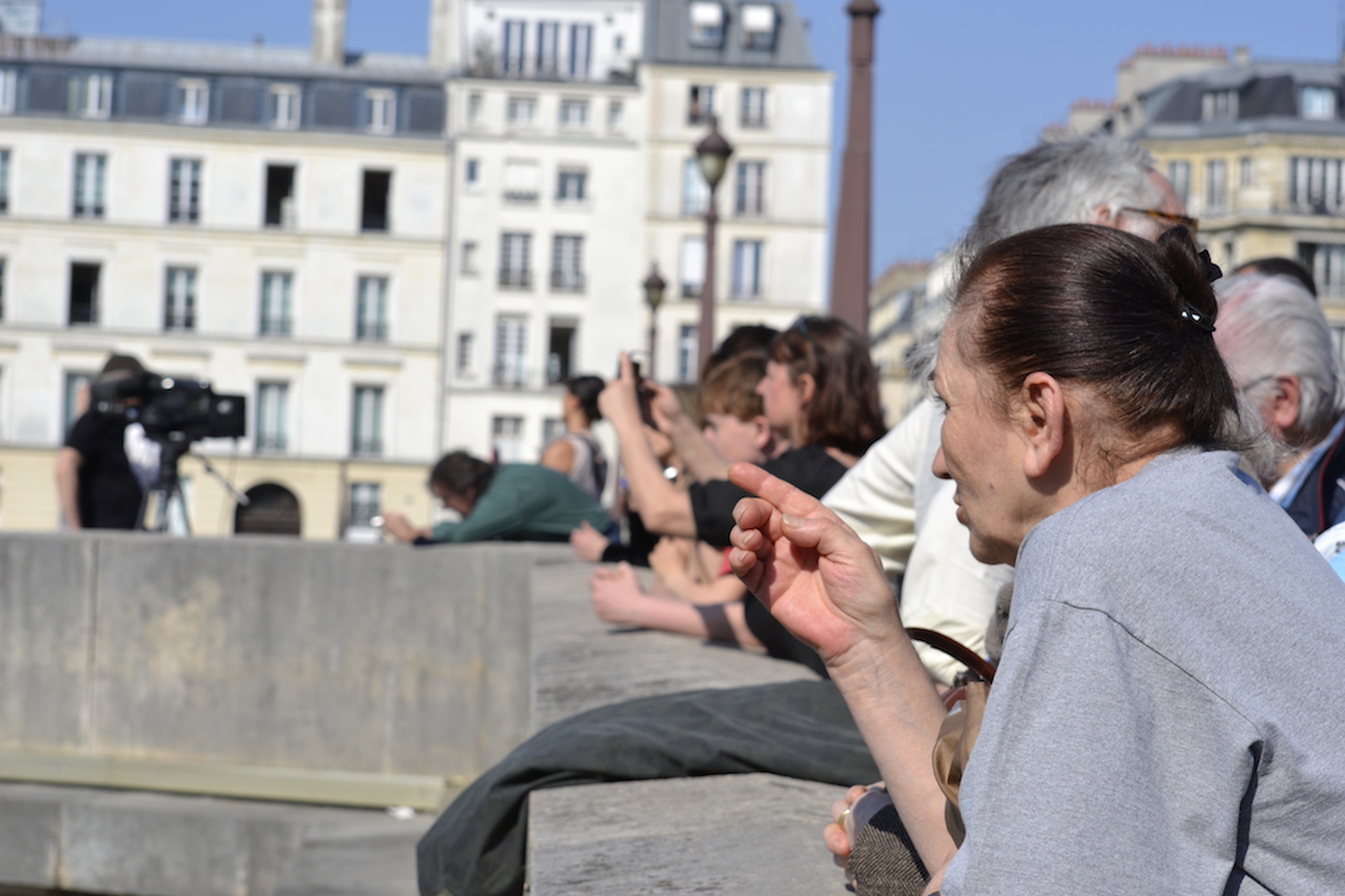 La cattedrale di Notre Dame a Parigi dopo il rogo12