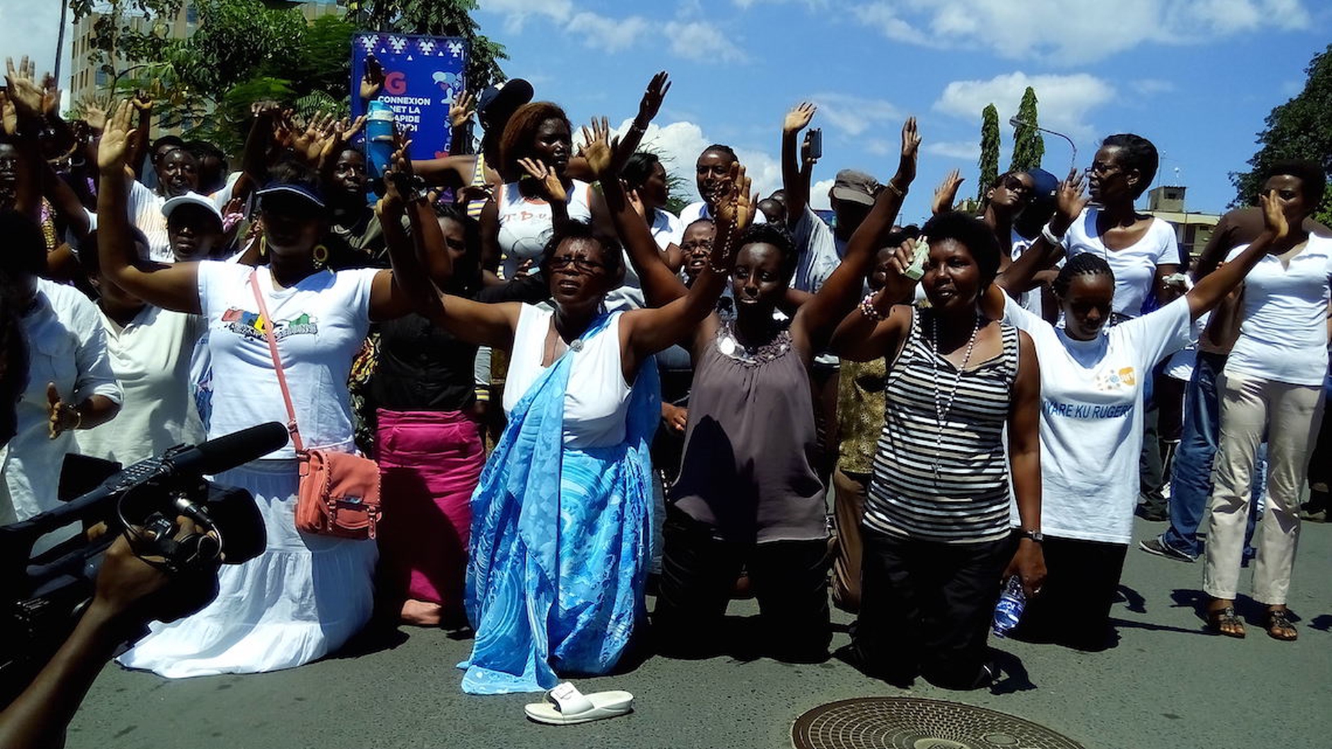 protesters-on-their-knees