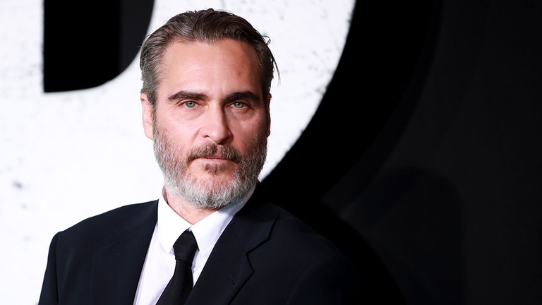 Joaquin Phoenix Peta Golden Globe