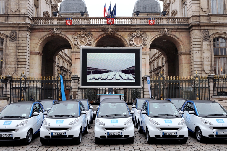 Tra il 2012 e il 2014 in Europa il numero di auto condivise è quasi triplicato. Foto © PHILIPPE MERLE/AFP/Getty Images