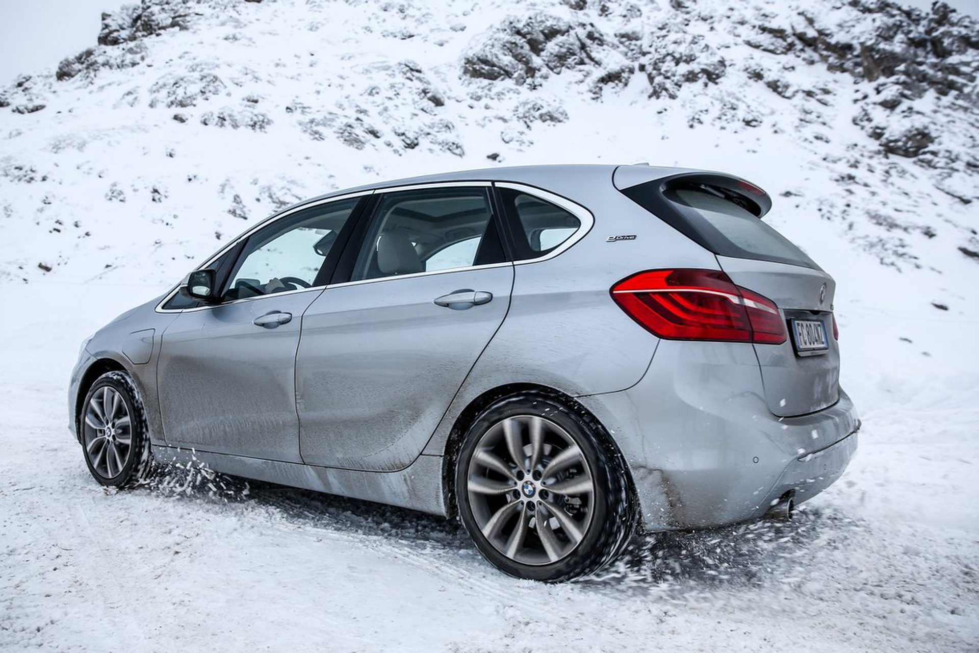 BMW 225xe Active Tourer-002