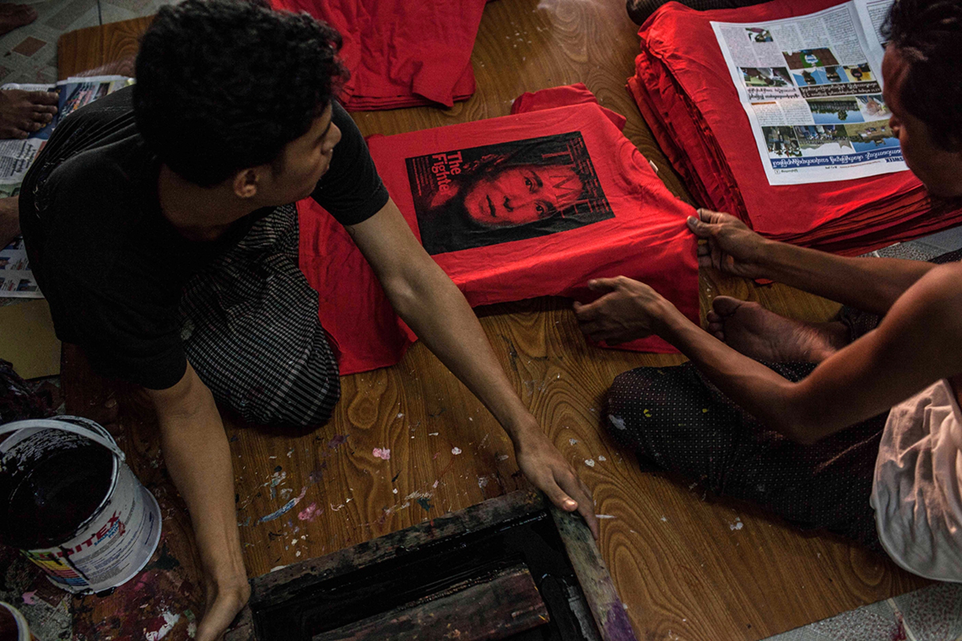 2015 Myanmar elections. Aung San Suu Kyi's party wins absolute majority