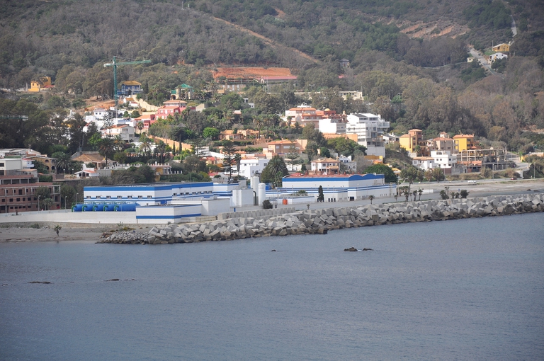 Siccità, anche l’Italia si cimenta con la desalinizzazione. Ma i problemi non mancano 2 dissalazione a Ceuta