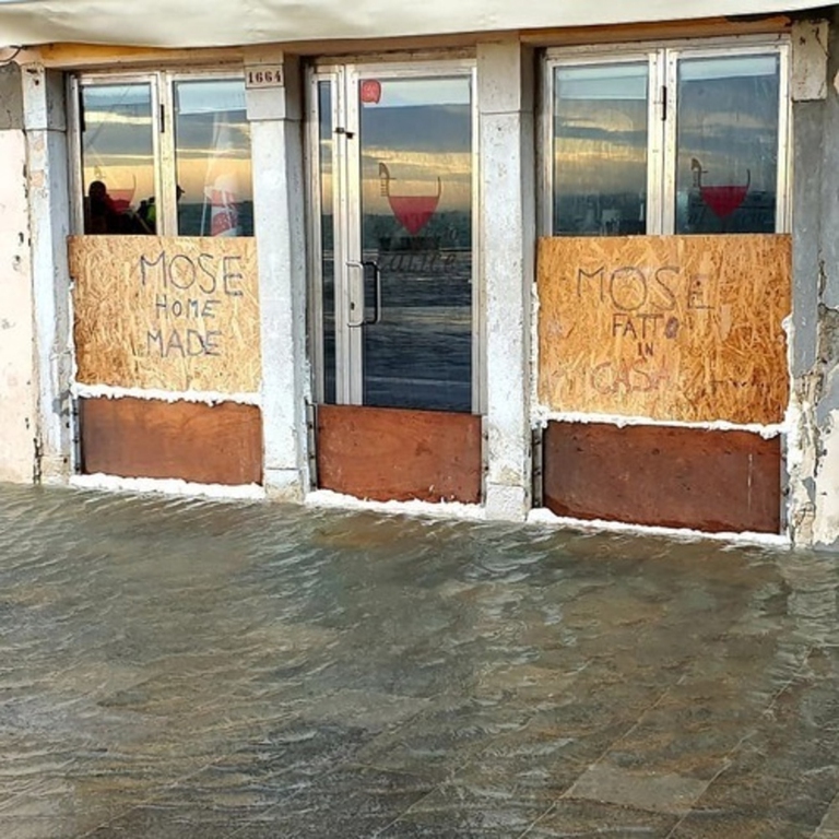 acqua alta a Venezia