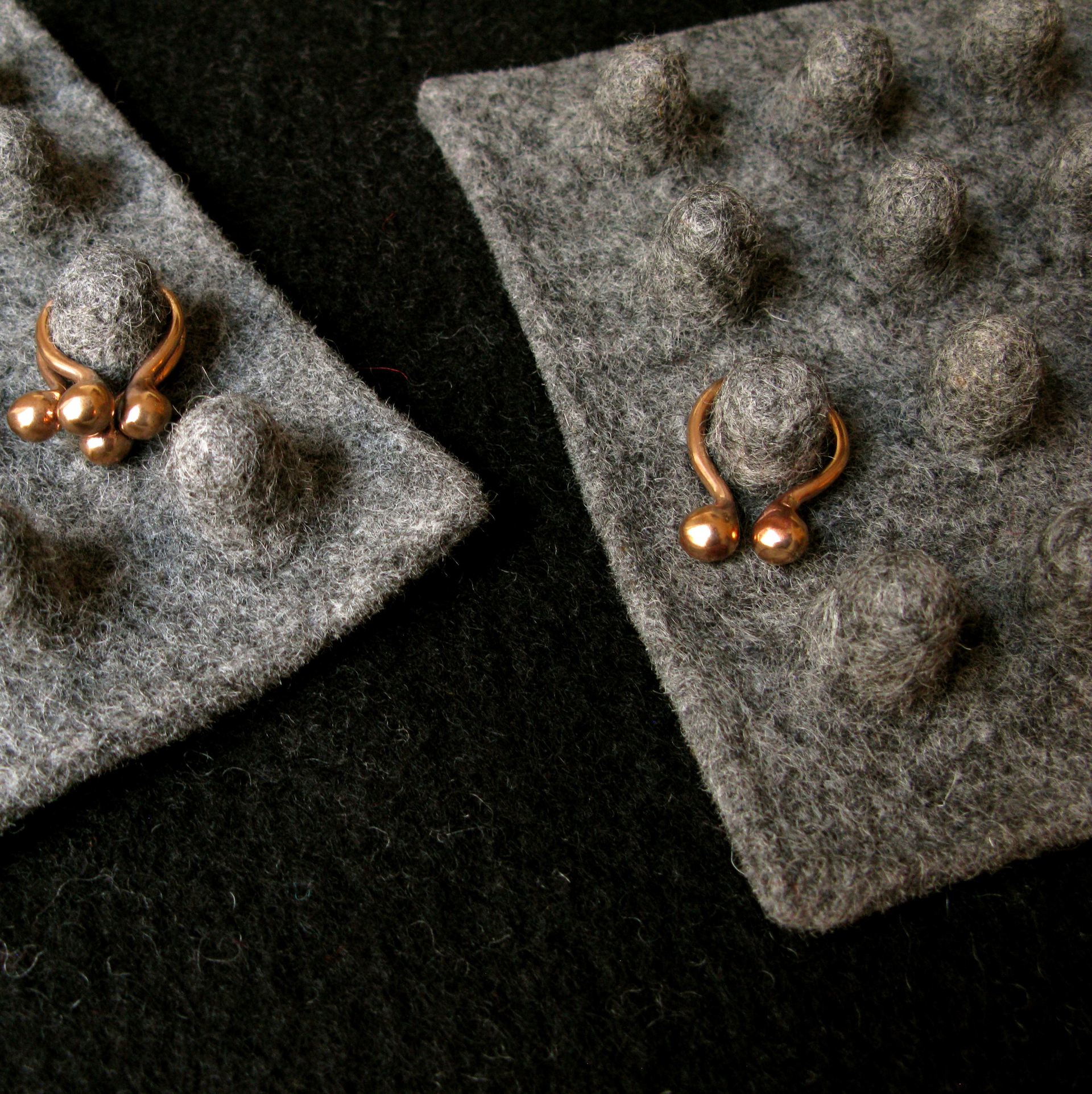 Oggetti in feltro, materiale antico dalle caratteristiche sostenibili