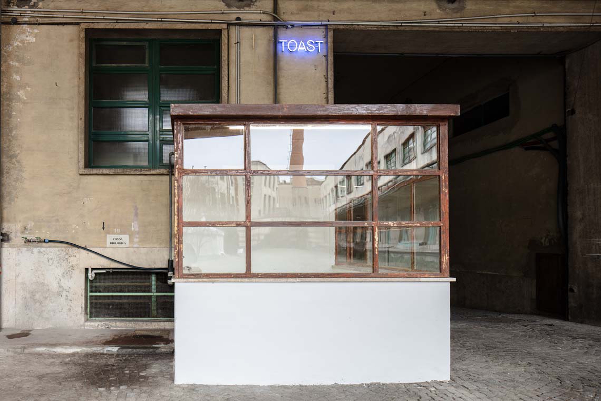Toast project space manifattura tabacchi