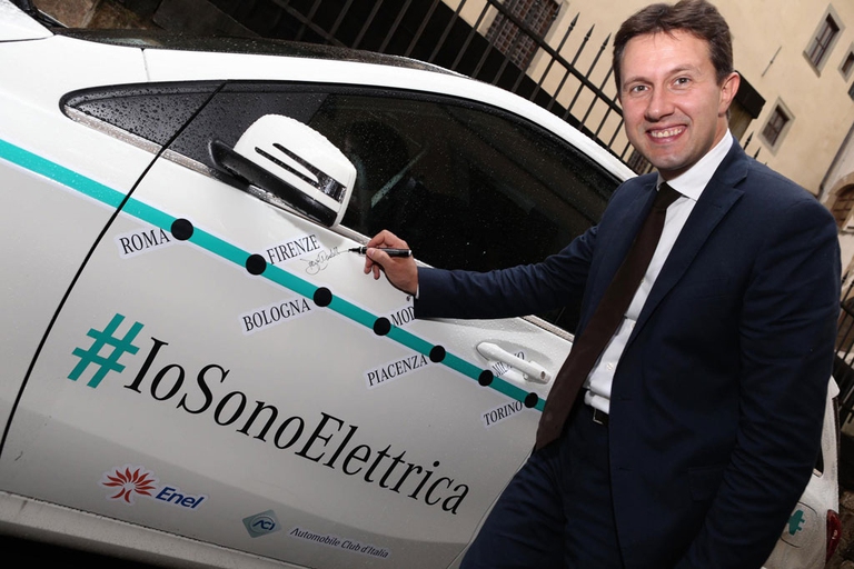 Classe_B-Electric_Drive_Tou