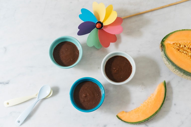 Cioccolata fredda con melone e mandorle