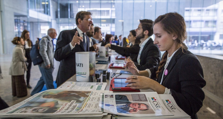 La partecipazione al salone è libera e gratuita