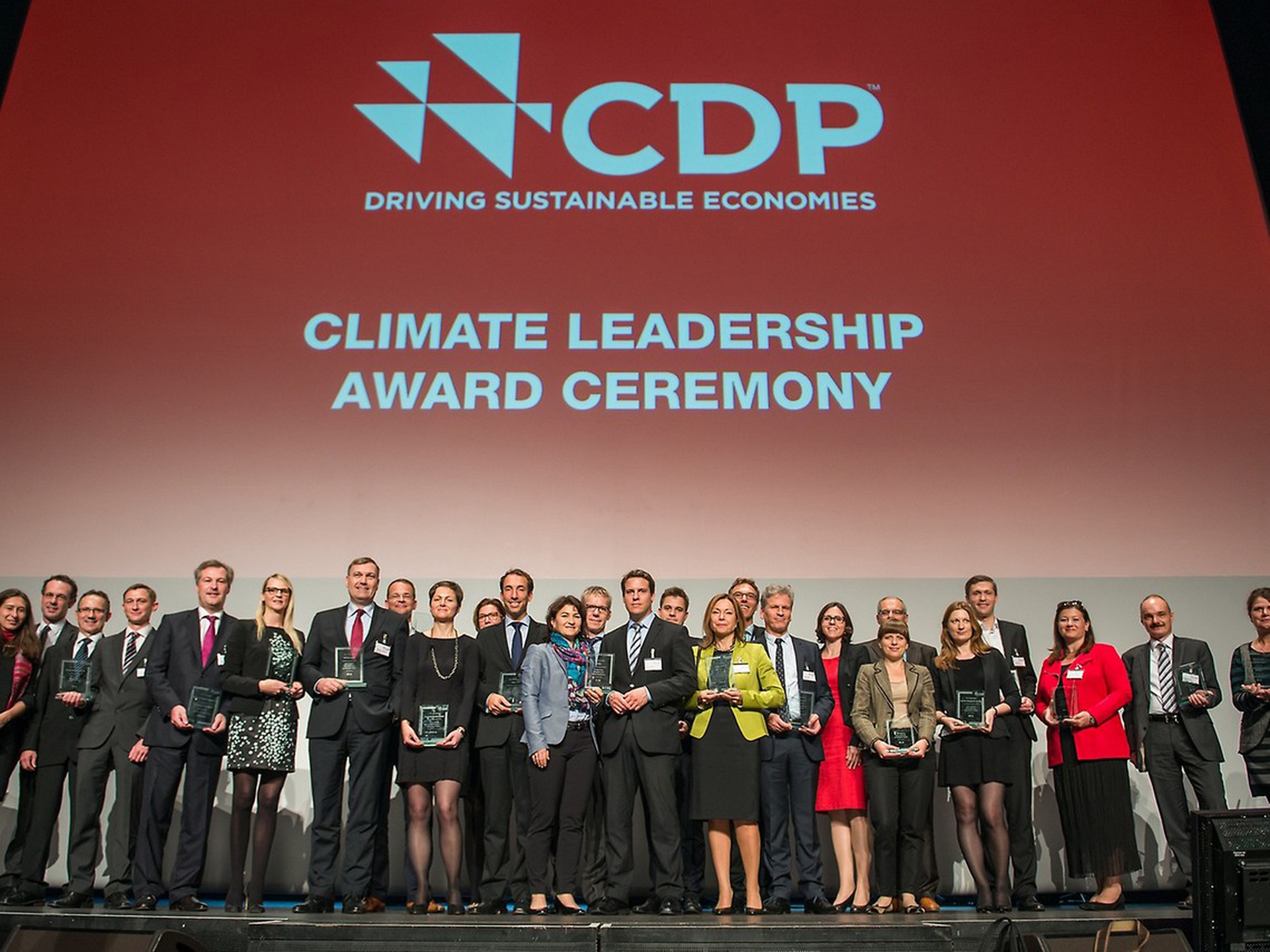 Renault e Fiat-Chrysler sono tra i leader nella lotta ai gas serra. Aiutano il clima