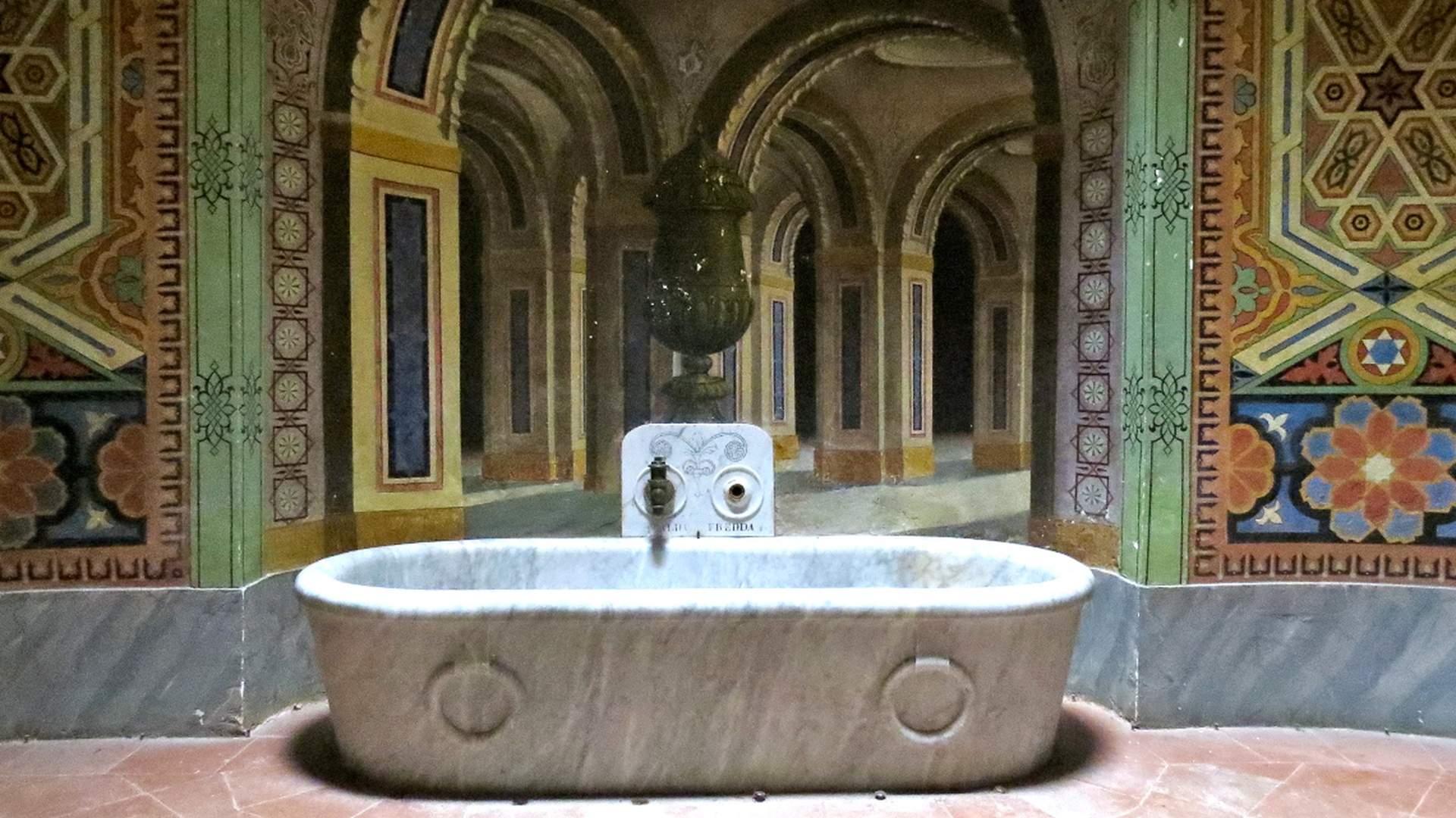 castello di Sammezzano8