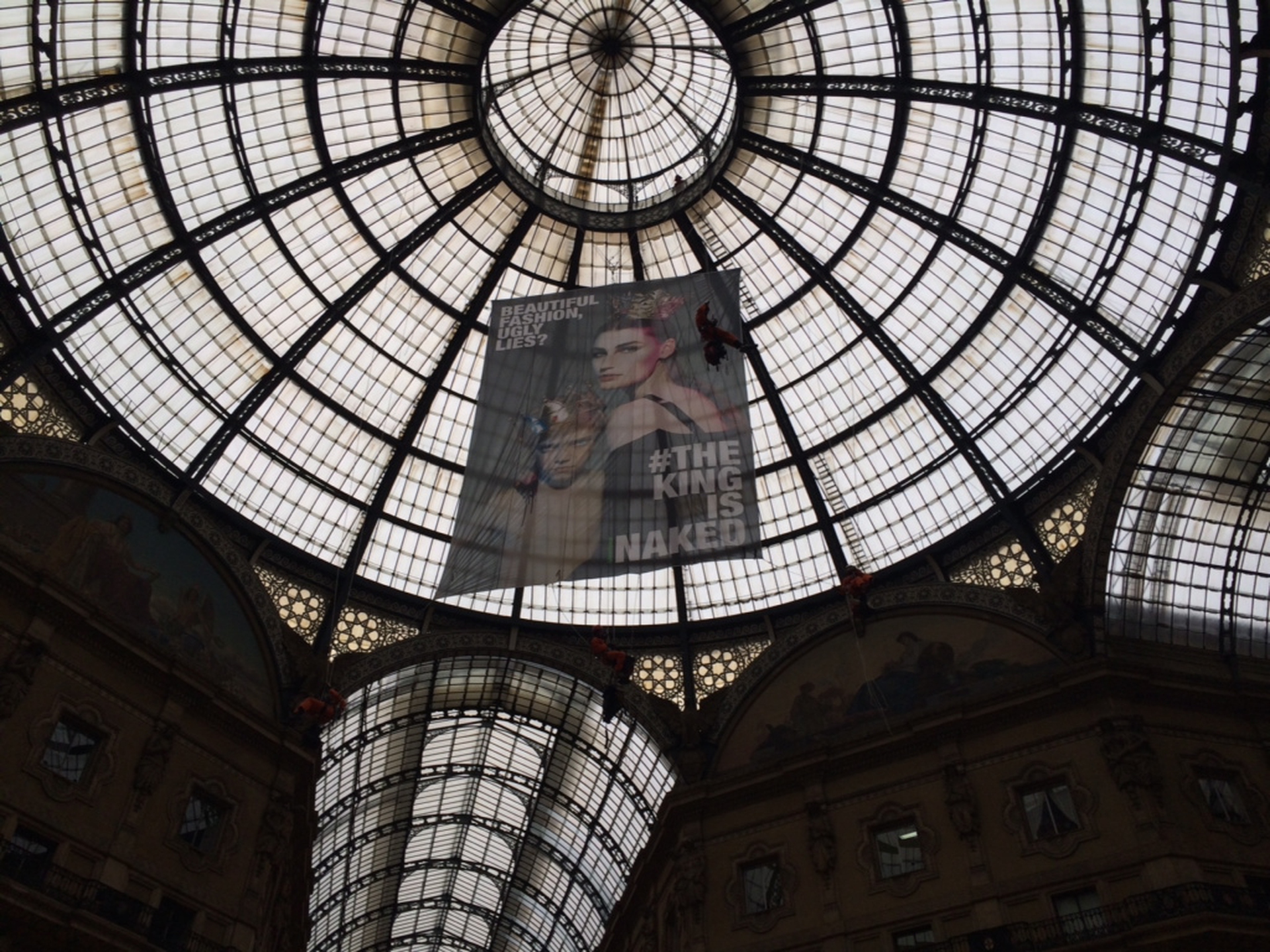 Greenpeace alla Social Media Week per presentare #TheKingIsNaked