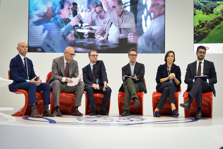 Tavola rotonda sulla sostenibilità e Ecomondo