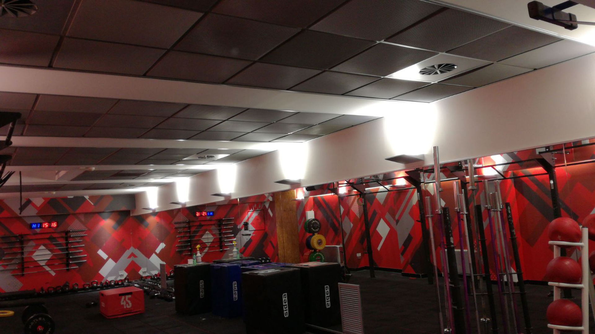 Virgin Diaz - Applique a parete con modulo LED