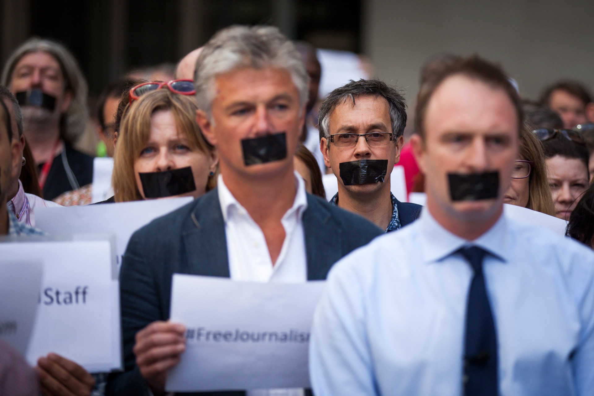 I giornalisti della Bbc si mettono il bavaglio, davvero