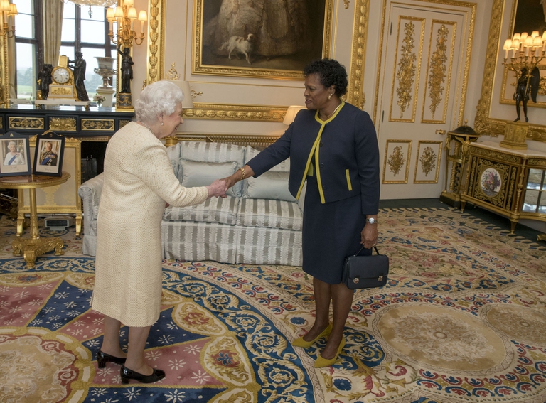 Addio corona inglese. La prima presidente delle Barbados è una donna