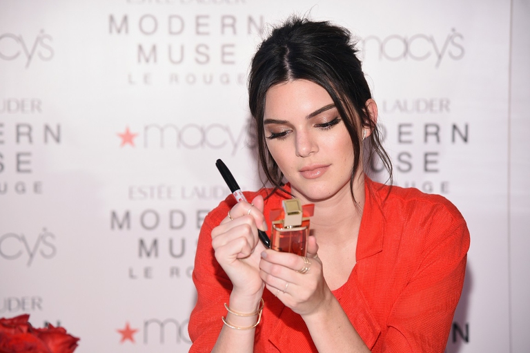 La modella di Estee Lauder, Kendall Jenner