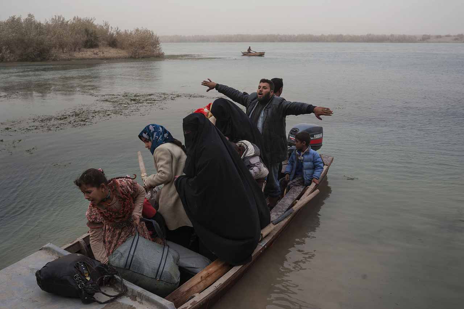 fuga da Mosul sul fiume Tigri