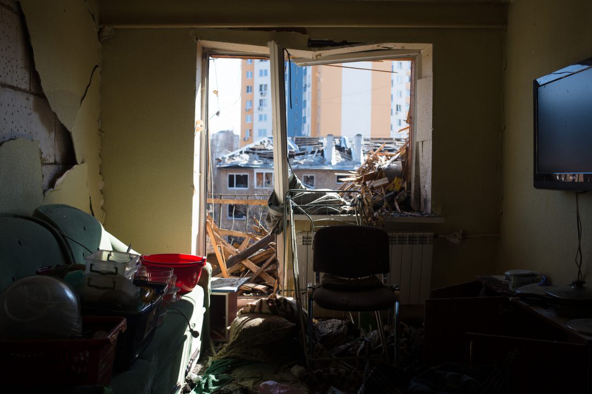 Russian Advance On Kyiv Appears To Have Stalled, But Threat From Above Persists