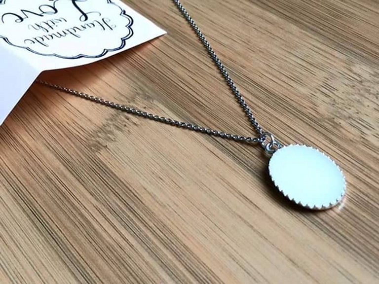 ciondolo con latte materno