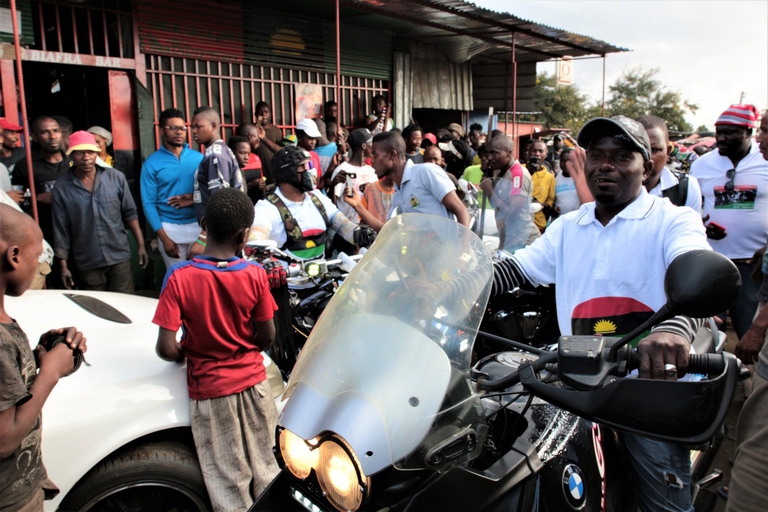 Biafra bikers. Storia di fratellanza e integrazione in sella a una moto