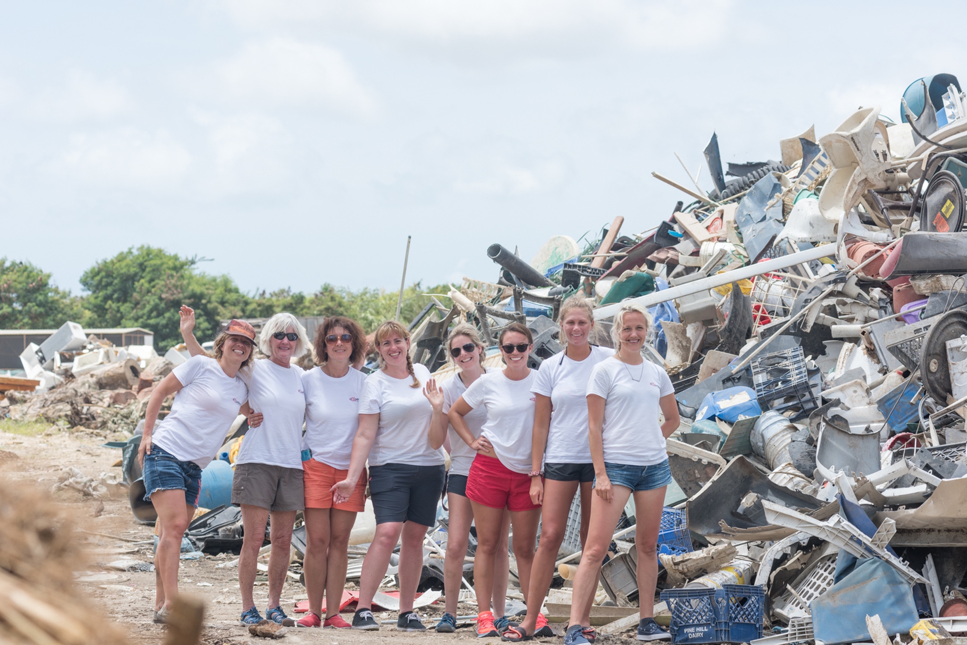 Exxpedition, l'equipaggio di donne contro la plastica