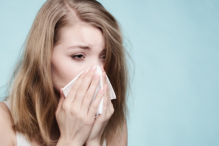 Non solo cipolla, ad esempio la vitamina C contenuta nel limone può essere di grande aiuto nel raffreddore © ingimage