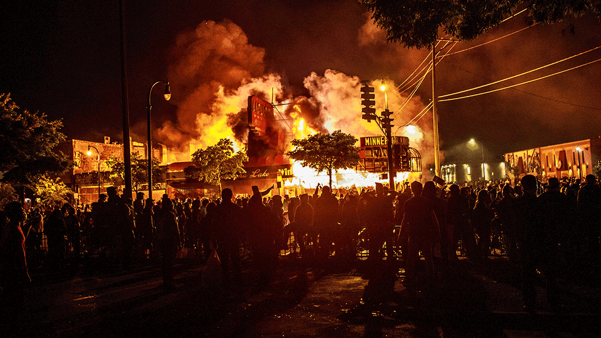 Le proteste per George Floyd, ucciso dalla polizia a Minneapolis