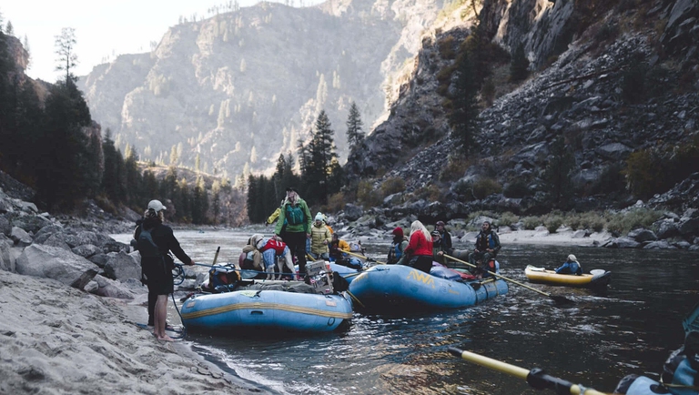 Rafting in Trentino con Sharewood.