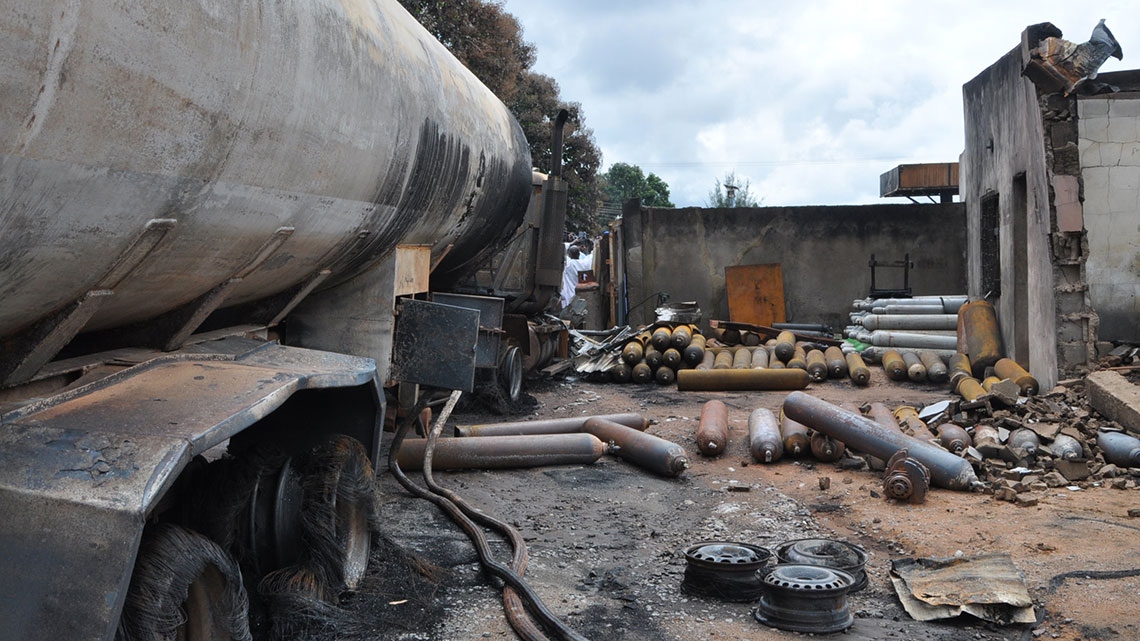 Nigeria, Gas Tanker Explosion Leaves 35 Dead In Nasarawa State - LifeGate