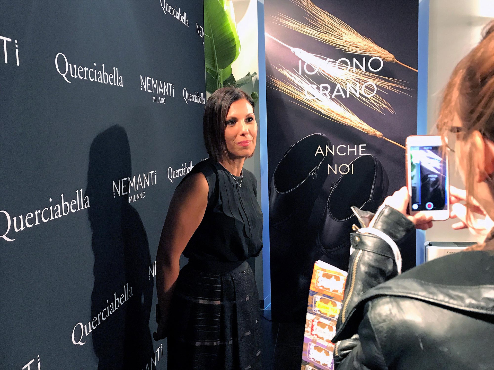 paola-caracciolo-intervistata-inaugurazione-Nemanti