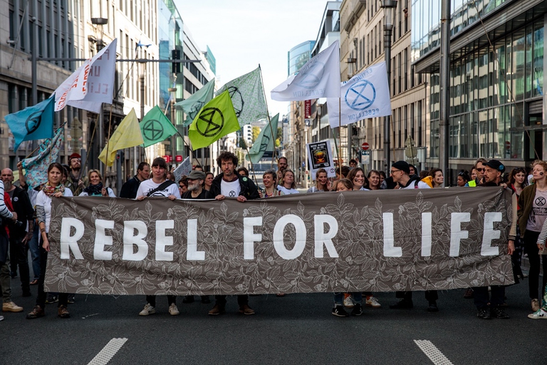 Marcia per il clima di XR a Bruxelles